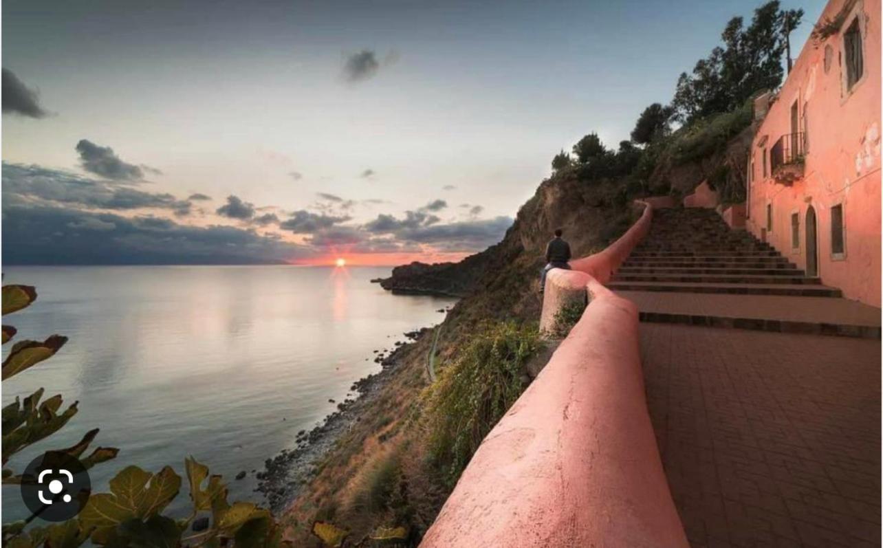 Ferienwohnung La Casa Di Wioletta Barcellona Pozzo di Gotto Exterior foto