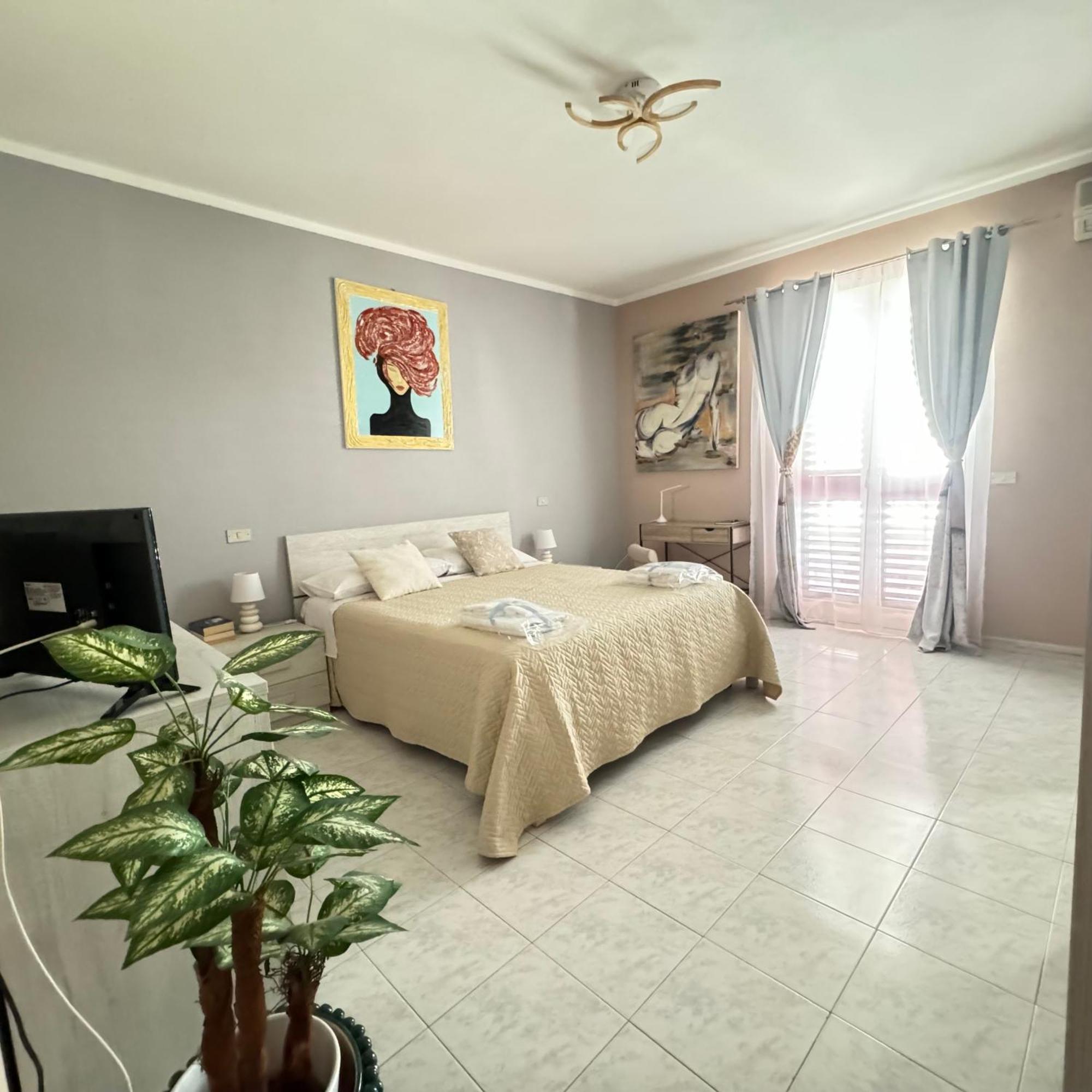 Ferienwohnung La Casa Di Wioletta Barcellona Pozzo di Gotto Exterior foto